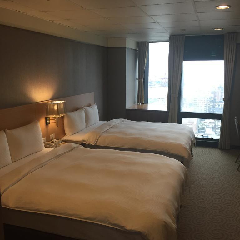 Rhine Inn Keelung Extérieur photo