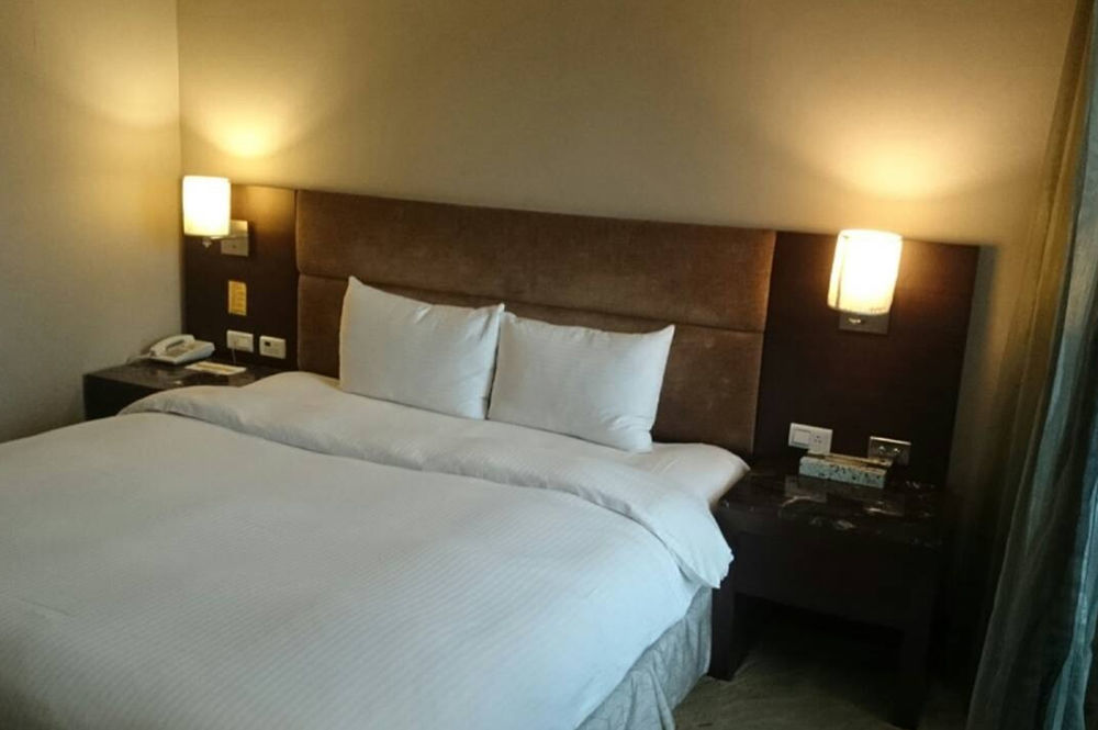 Rhine Inn Keelung Extérieur photo