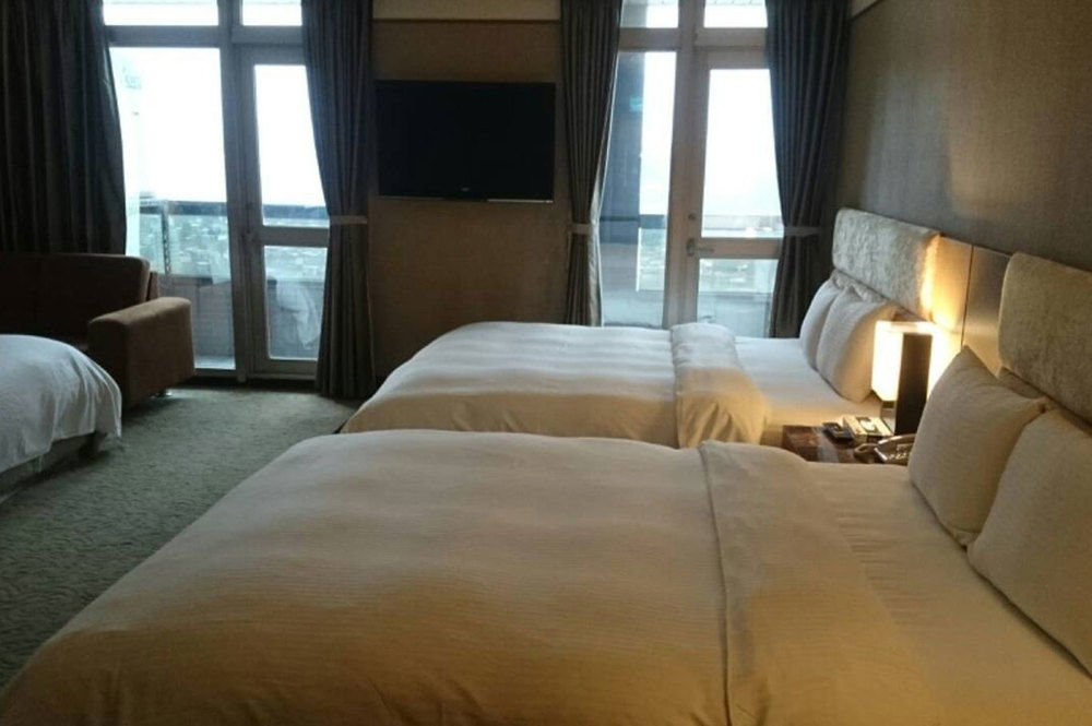 Rhine Inn Keelung Extérieur photo